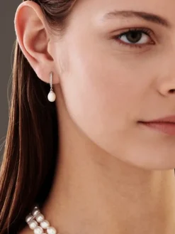 Kolczyki z białego złota z brylantami - 0,05 ct - próba 375
