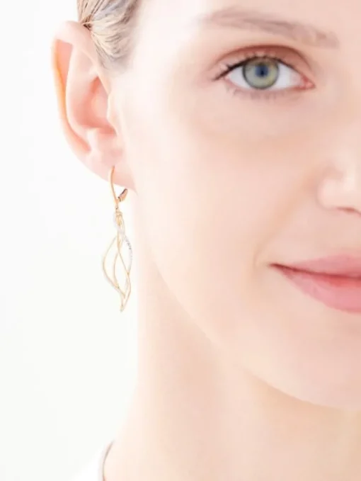 Kolczyki z żółtego złota z diamentami - 0,04 ct - próba 585