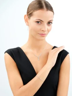 Naszyjnik srebrny z cyrkoniami