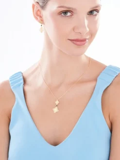 Naszyjnik srebrny z cyrkoniami - rozety