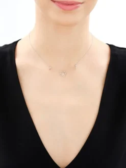 Naszyjnik srebrny ze szlifowanym szkłem - motyl