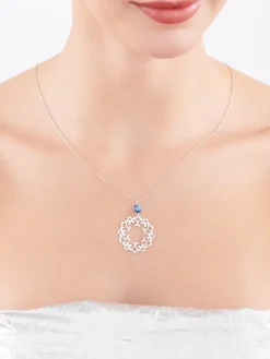 Naszyjnik srebrny ze szlifowanym szkłem - rozeta