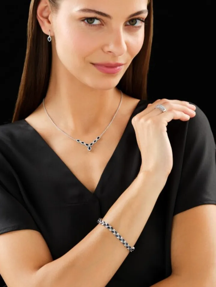 Naszyjnik z białego złota z brylantami i szafirami - próba 585