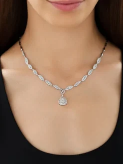 Naszyjnik z białego złota z diamentami - 2,49 ct - próba 750