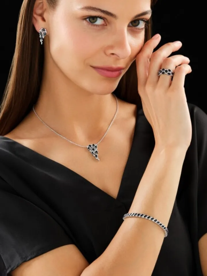 Naszyjnik z białego złota z brylantami i szafirami - próba 585