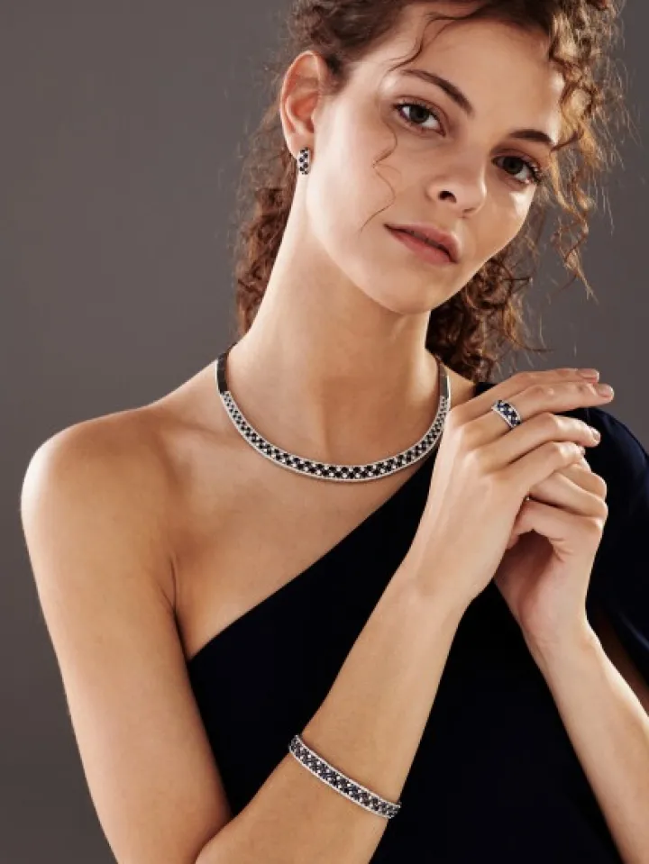 Naszyjnik z białego złota z brylantami i szafirami - próba 585