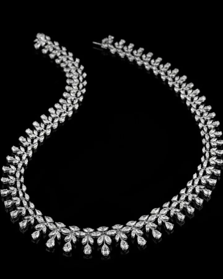 Naszyjnik z białego złota z diamentami - 28,07 ct - próba 750