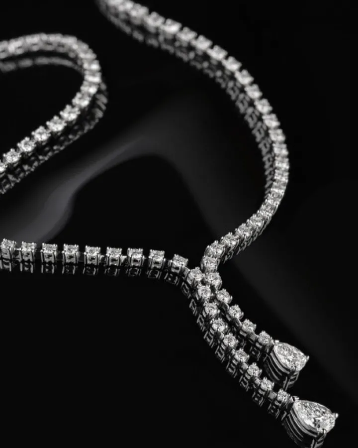 Naszyjnik z białego złota z diamentami - 43 cm - 7,85 ct - próba 750