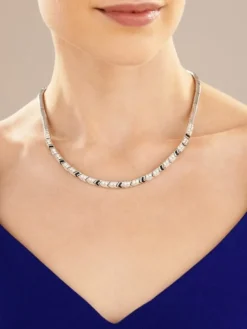 Naszyjnik z białego złota z brylantami i szafirami - próba 585