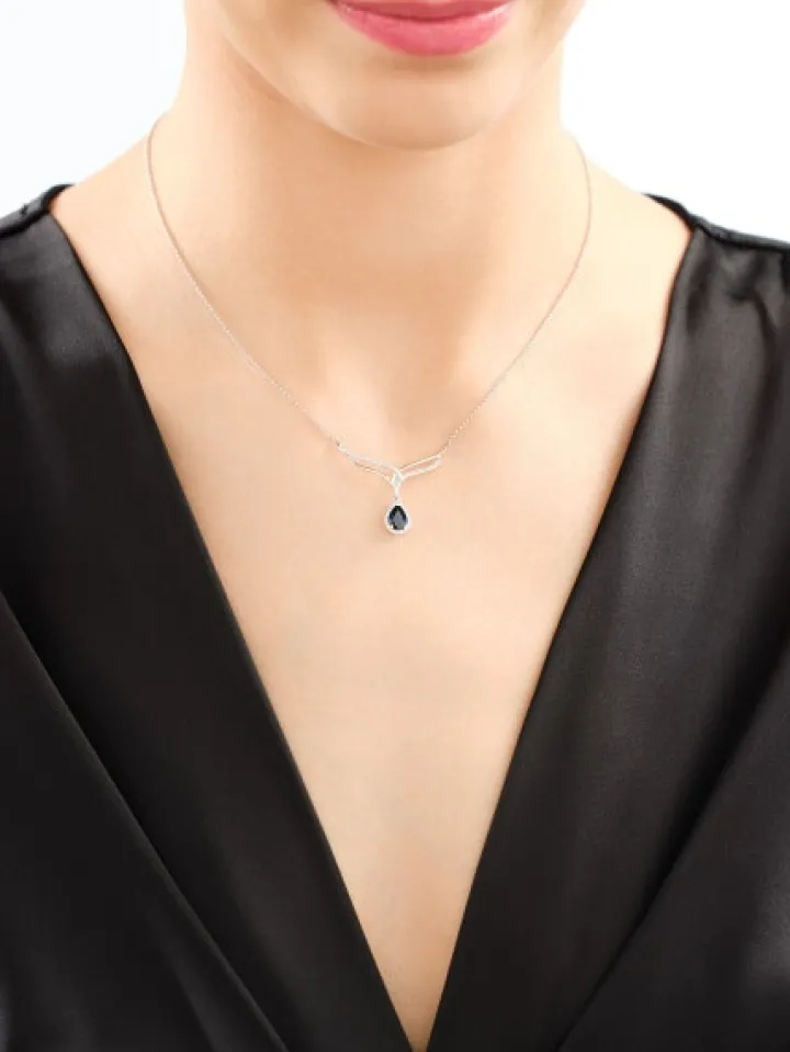 Naszyjnik z białego złota z diamentami i szafirem - próba 585