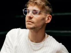 Naszyjnik z elementami z żółtego złota - perły