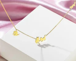 Naszyjnik z żółtego złota z brylantem - koty - 0,01 ct - próba 375