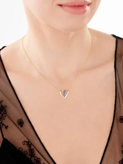 Naszyjnik z żółtego złota z diamentem i szafirami syntetycznymi - serce - próba 375