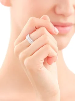 Pierścionek srebrny z cyrkoniami - Eternity