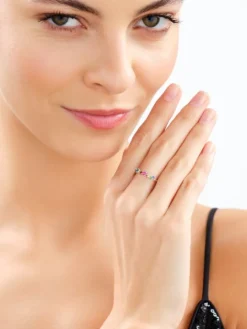 Pierścionek srebrny z cyrkoniami