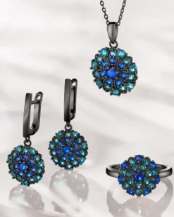 Pierścionek srebrny z cyrkoniami - rozeta