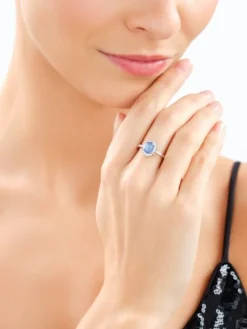 Pierścionek srebrny z kyanitem naturalnym i cyrkoniami