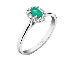 Pierścionek z białego złota z brylantami i szmaragdem - próba 750