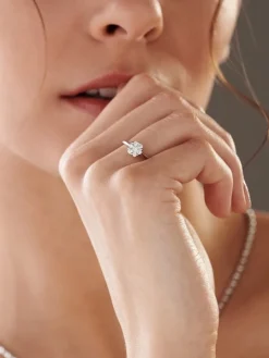 Pierścionek z białego złota z brylantami - 0,30 ct - próba 585