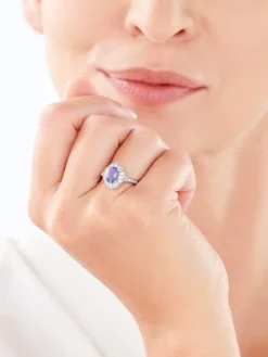 Pierścionek z białego złota z brylantami i tanzanitem - próba 585