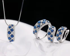 Pierścionek z białego złota z brylantami i szafirami - próba 585