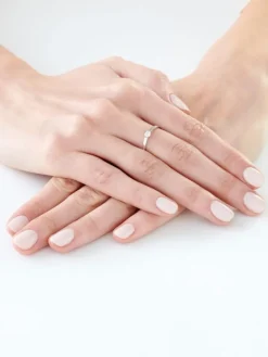 Pierścionek z białego złota z brylantem - 0,12 ct - próba 585