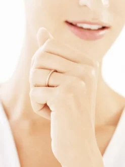 Pierścionek z różowego złota z brylantami - 0,10 ct - próba 585