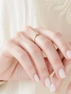 Pierścionek z żółtego i białego złota z brylantem - 0,02 ct - próba 375