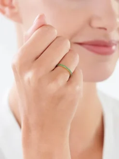 Pierścionek z żółtego złota z diamentem i szmaragdami syntetycznymi - próba 375