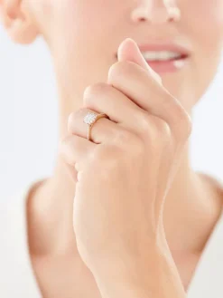 Pierścionek z żółtego złota z brylantami - 0,30 ct - próba 585