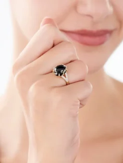 Pierścionek z żółtego złota z diamentami i szafirami - próba 585