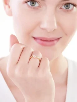 Pierścionek z żółtego złota z brylantami - 0,39 ct - próba 750