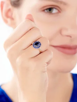 Pierścionek z żółtego złota z brylantami i szafirami syntetycznymi - próba 585