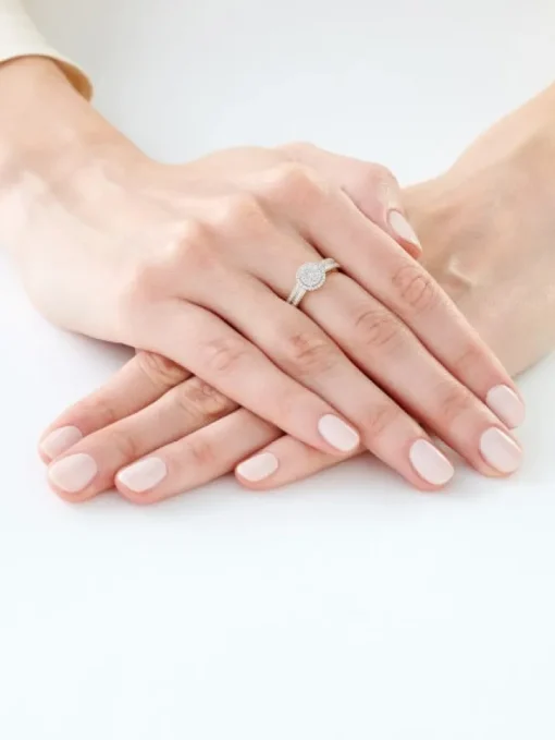 Pierścionek z żółtego złota z diamentami - 0,23 ct - próba 585