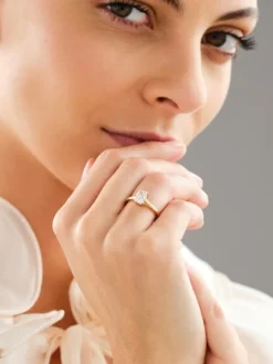 Pierścionek z żółtego złota z diamentem laboratoryjnym - 1,00 ct - próba 750