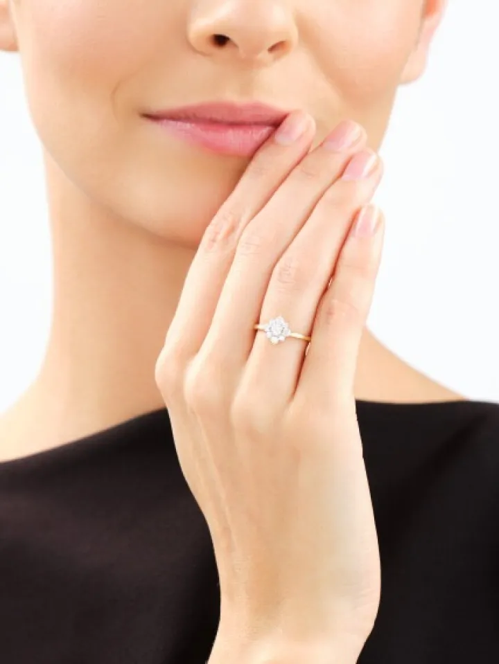 Pierścionek z żółtego złota z brylantami laboratoryjnymi - 0,50 ct - próba 585