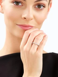 Pierścionek z żółtego złota z brylantami laboratoryjnymi - Eternity - 0,93 ct - próba 585