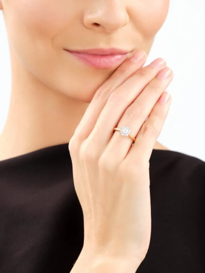 Pierścionek z żółtego złota z brylantami laboratoryjnymi - 0,53 ct - próba 585