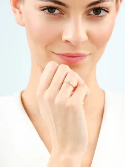 Pierścionek z żółtego złota z diamentami - 0,38 ct - próba 585