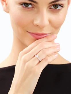 Pierścionek z żółtego złota z brylantami laboratoryjnymi - 0,53 ct - próba 585