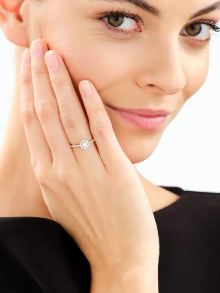 Pierścionek z żółtego złota z brylantami - 0,35 ct - próba 585