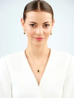 Zawieszka srebrna z bursztynem