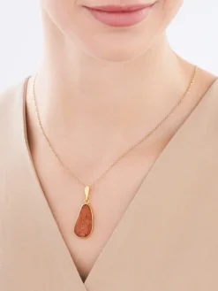 Zawieszka srebrna z bursztynem