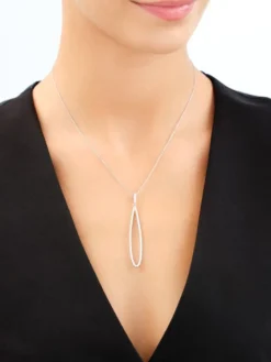 Zawieszka srebrna z cyrkoniami