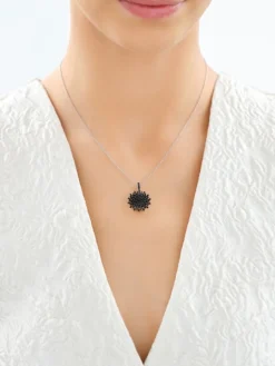 Zawieszka srebrna z cyrkoniami