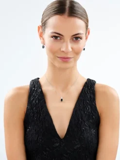 Zawieszka srebrna z cyrkoniami