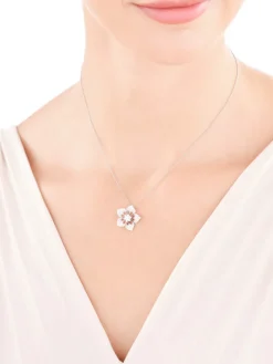 Zawieszka srebrna z cyrkoniami - kwiat