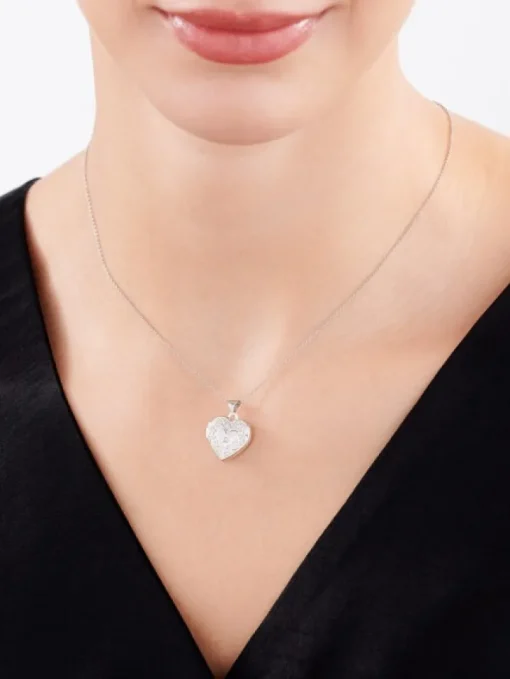 Zawieszka z białego złota z brylantami - rozeta - 0,70 ct - próba 585