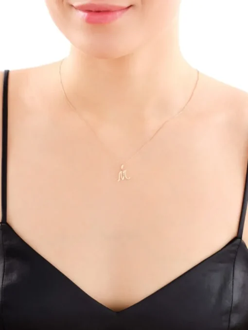Zawieszka z różowego złota z diamentem - litera M - 0,004 ct - próba 585