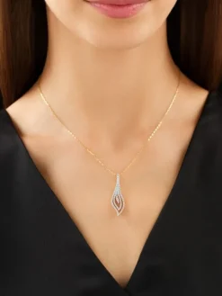 Zawieszka z żółtego złota z brylantami - 0,44 ct - próba 585